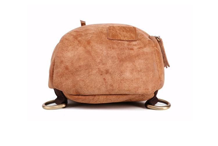 Whatna牛革 斜めがけ ボディバッグ ワンショルダー メンズ 本 革 厚手 レザー イヤホン穴USBポート付きブラウン 6938 4