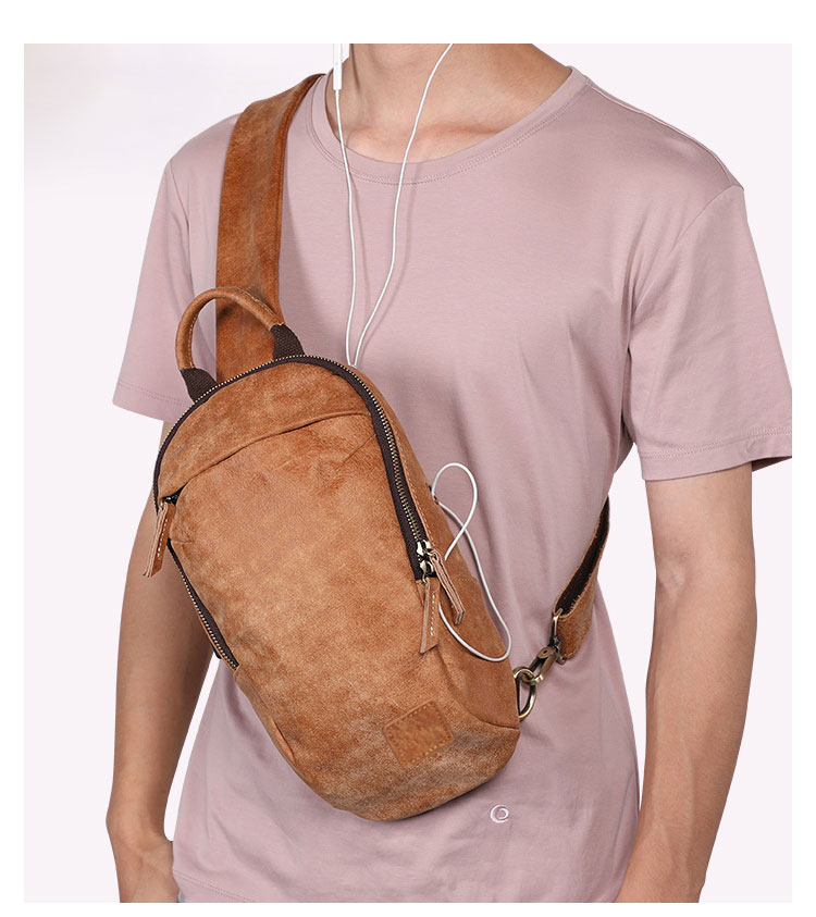 Whatna牛革 斜めがけ ボディバッグ ワンショルダー メンズ 本 革 厚手 レザー イヤホン穴USBポート付きブラウン 6938 9