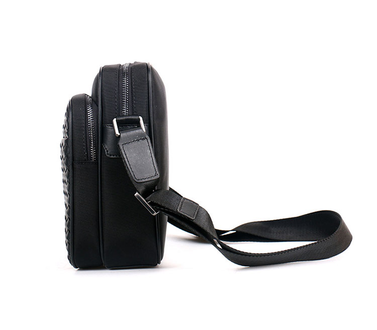 Whatna手作り編み込み 牛革 ショルダーバッグ メンズ メッセンジャーバッグ 横型 B5 9.7インチipad収納可 本 革 厚手 レザー ビジネスバッグ 小さい 斜めがけ バッグ 男性用 紳士用 黒 （5389-1） 3