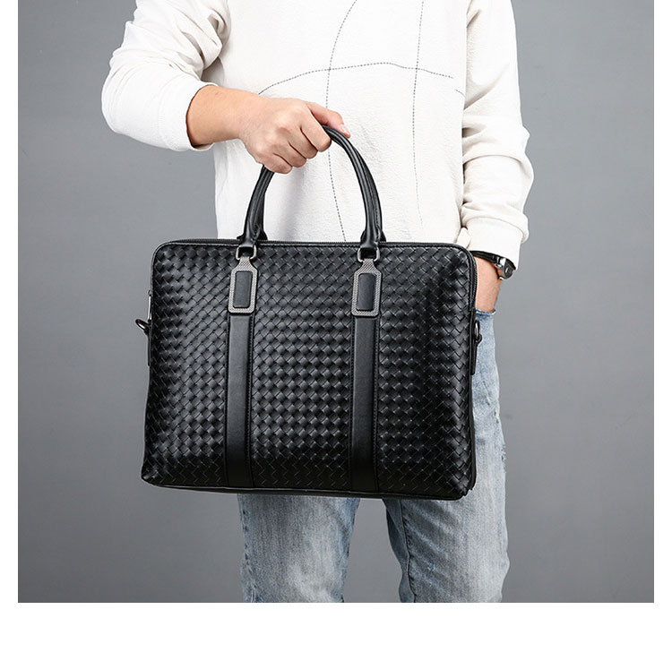 Whatna 手作り編み込み革ショルダーバッグ メンズ メッセンジャーバッグ 手提げバッグ A4 15.6インチpc 収納可 本革 ビジネス 通勤 通学 斜めがけ バッグ ワンショルダーバッグ自転車 かばん男性用 黒（025-5382） 9