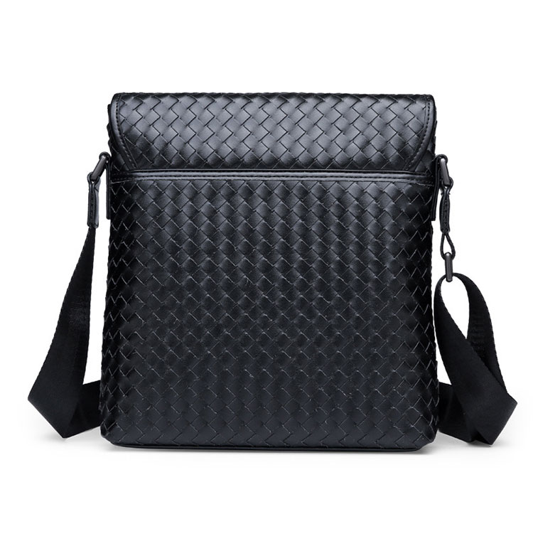 Whatna手作り編み込み 革 ショルダーバッグ メンズ メッセンジャーバッグ 縦型 B5 10.5インチipad収納可 本 革 厚手 レザー ビジネスバッグ 小さい 斜めがけ バッグ 男性用 紳士用 黒 (0086) 3
