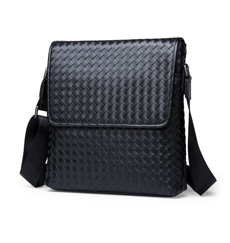 Whatna手作り編み込み 革 ショルダーバッグ メンズ メッセンジャーバッグ 縦型 B5 10.5インチipad収納可 本 革 厚手 レザー ビジネスバッグ 小さい 斜めがけ バッグ 男性用 紳士用 黒 (0086) 1