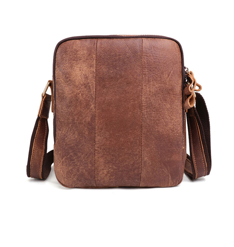 Whatna牛革ショルダーバッグ メンズ カード5枚収納可 厚手 本 革 レザー 縦型 小さめビジネスバッグ ipad 9.7収納可 革 通勤 通学 斜めがけバッグ オシャレ な シンプル な 軽量 実用 自転車 かばん男性用（6423） 3