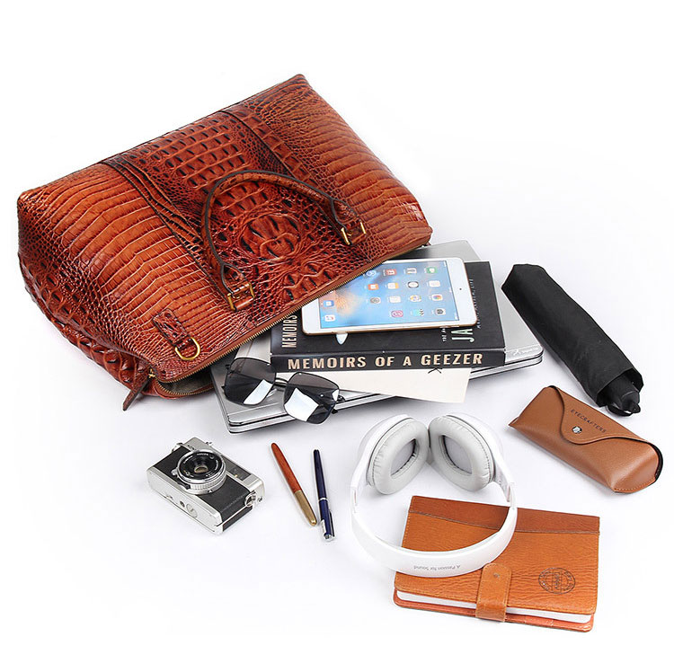 Whatnaクロコダイル型押し 牛革 ビジネスバッグ メンズ 2WAY 手提げ・ショルダーバッグ 天然 本革 A4 15.6インチpc収納可大容量 旅行 出張用 通勤 通学 就活 面接 バッグ かばん 男性用 ブラウン （6003B） 4