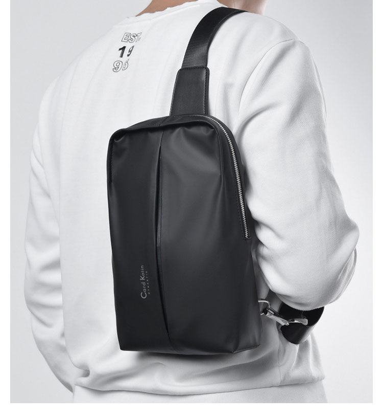 Whatna 斜めがけ ボディバッグ ワンショルダー メンズ 本 革 厚手 レザー ポート付き 防水高密度オックスフォード 黑 青 ck9965 8