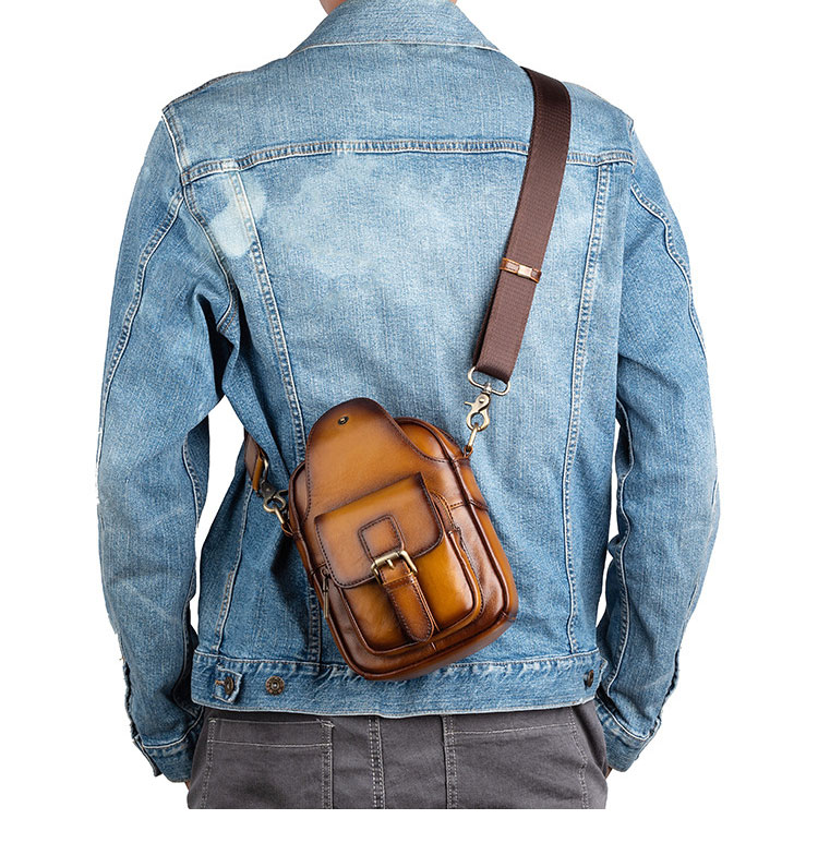 Whatna 天然 牛革 ショルダーバッグ メンズ 2way 斜め掛け ボディーバッグ 胸バッグ 厚手 本革 レザー  縦型 小さめ メッセンジャーバッグ 通学 通勤バッグ 軽量 実用 自転車かばん プレゼント男性 ブラウン 17