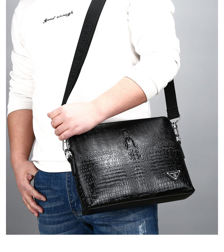 Whatna 2way クロコダイル型押し 革 セカンド バッグ メンズ 大き ショルダーベルト付属 A4 ipad 13収納可 クラッチ ショルダー 結婚式 バッグ ビジネス フォーマル 冠婚葬祭 バッグ 紳士用 男性用 黒 hs-1634-12