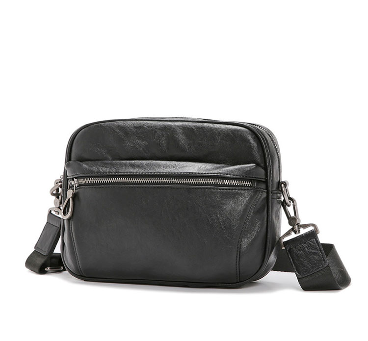 Whatna革 ショルダーバッグ メンズ ポシェットipad9.7 収納可 横型 メンズビジネスかばん斜めがけ 小さめメッセンジャーバッグ 斜め掛け通学通勤バッグ 肩掛けバッグ 紳士用 男性用 黒 3901+7-1