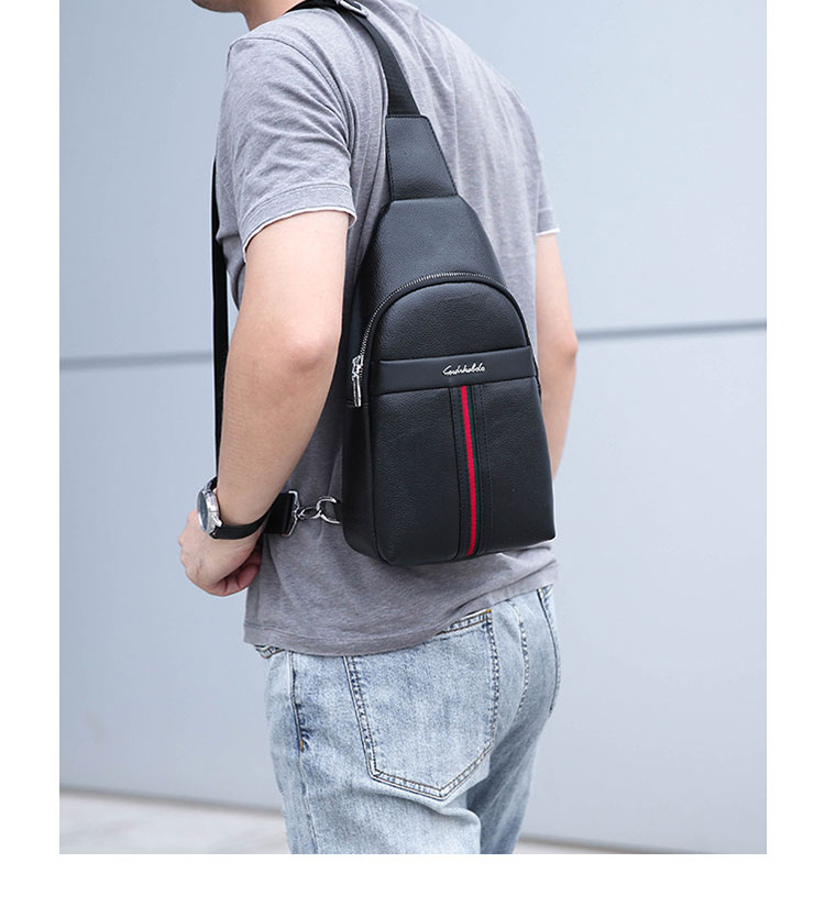 Whatna 革 斜めがけ ボディバッグ ワンショルダー メンズ イヤホン穴付き 左右付け替え可能 本 革 厚手  レザー1370-12