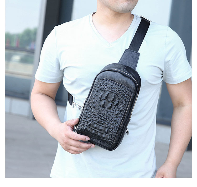 Whatna クロコダイル型押し 牛革 斜めがけ ボディバッグ ワンショルダー メンズ 左右付け替え可能  本 革 厚手  レザー66571-11