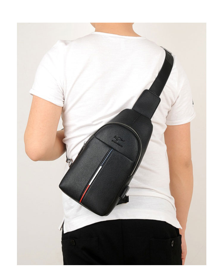 Whatna 牛革 斜めがけ ボディバッグ ワンショルダー メンズ  USBポート 付き 左右付け替え可能 本 革 厚手  レザー ブラウン 黒ZP104-13