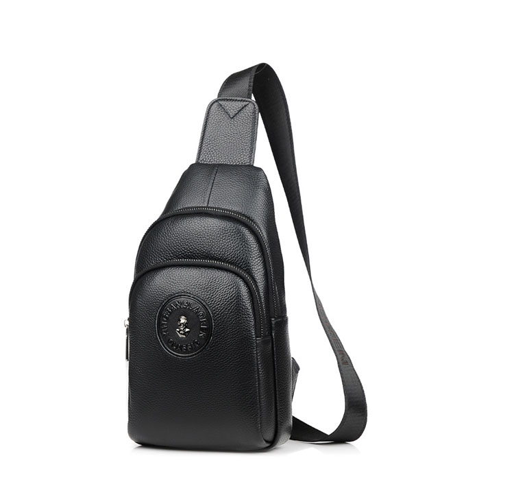 Whatna 牛革 斜めがけ ボディバッグ ワンショルダー メンズ イヤホン穴付 左右付け替え可能 本 革 厚手 レザー ブラウン 黒L606-2