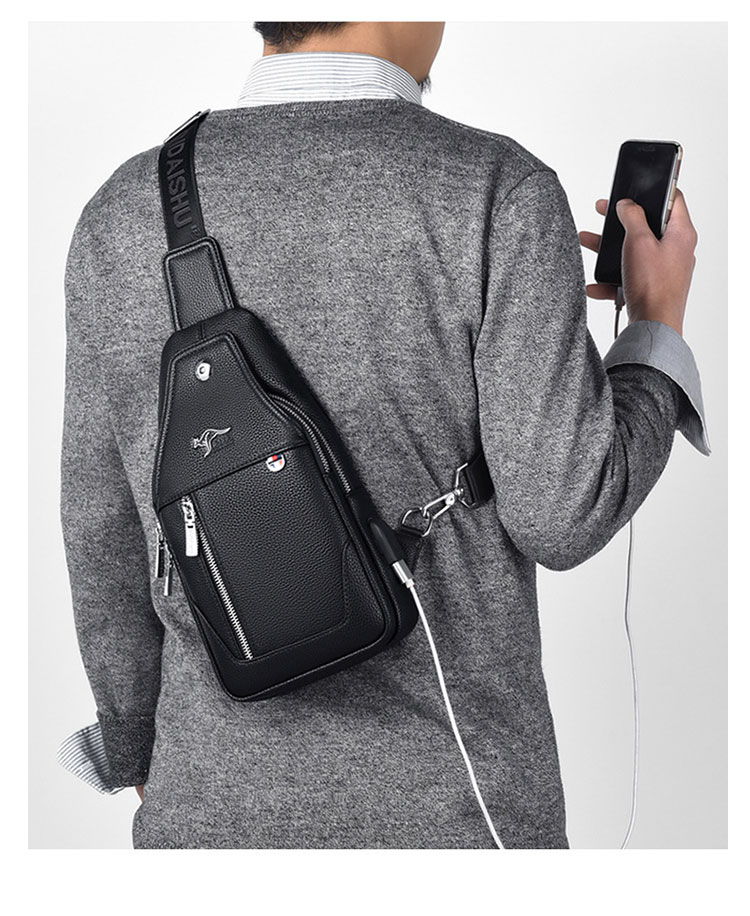 Whatna 革 斜めがけ ボディバッグ ワンショルダー メンズ  イヤホン穴付 USBポート付 左右付け替え可能 本 革 厚手  レザー ブラウン 黒S6125-11