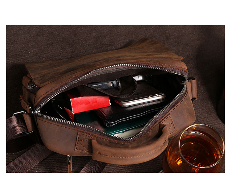 Whatna 牛革 ショルダーバッグ メンズ 2way 斜め掛け 手提げバッグ ポシェットポ 縦型 ipad Mini収納可小さめ メッセンジャーバッグ 通学 通勤バッグ 肩掛けバッグ 自転車かばん プレゼント男性ブラウン 0190-6