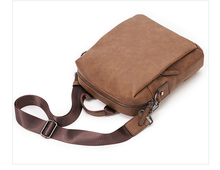 Whatna 革 ミニ ショルダーバッグ メンズ ポシェット2way 斜め掛け ポーチ 手提げバッグ セカンドバッグ A4 Ipad 10.5収納 可厚手 レザー 横型 通学 通勤 肩掛けミニ バッグ 自転車かばん プレゼント男性 黒-3