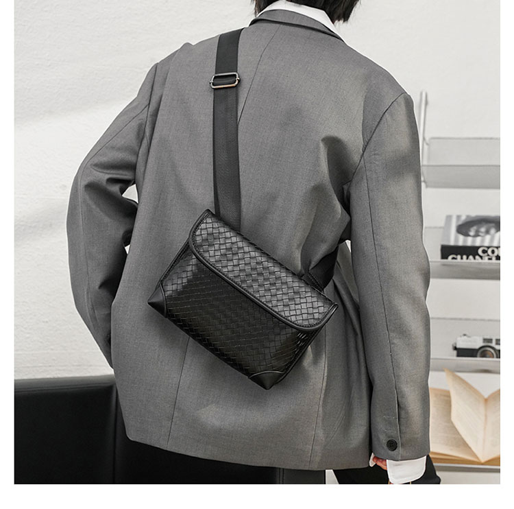 Whatna 手作り編み込み 革 ショルダーバッグ メンズ メッセンジャーバッグ 斜め掛け ボディバッグ 横型 ipad Mini収納可 本 革 厚手 レザー ビジネスバッグ 小さい 斜めがけ バッグ 男性用 紳士用 黒（YH3377）-9