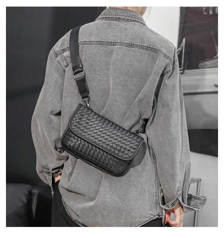 Whatna 2way ニショルダーバッグ メンズ セカンド バッグ 本革 Whatna 2way ニショルダーバッグ メンズ セカンド バッグ 本革