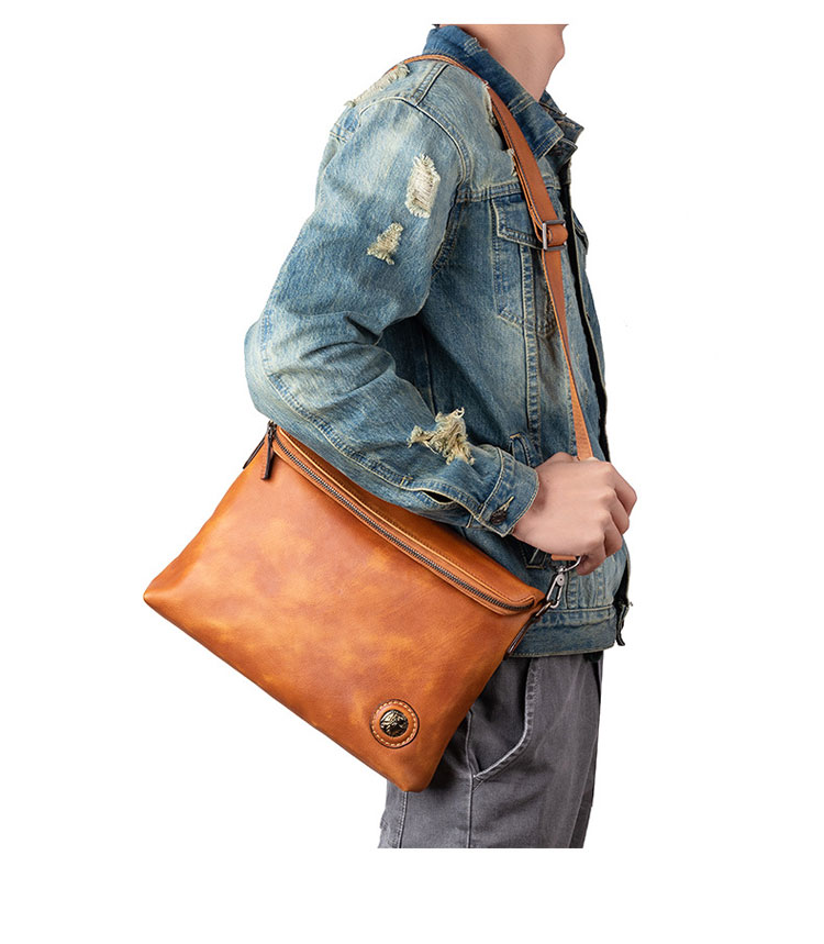 Whatna アンティーク風合い鞣し天 然 牛革ショルダーバッグ メンズ メッセンジャーバッグ 小さめ ビジネスバッグ 2入ペンホルダー付 A4 ipadpro 13収納可 横 型 本革通勤 通学 斜めがけバッグ 自転車 かばん男性用 黒(13680)-9