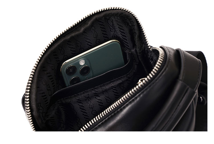 Whatna 革 ミニショルダーバッグ メンズ 2way 斜め掛け 手提げ バッグ セカンド バッグ Ipadmini収納可 縦型 小さめ メッセンジャーバッグ 通学 通勤 肩掛け バッグ 自転車かばん プレゼント男性 k3947-7