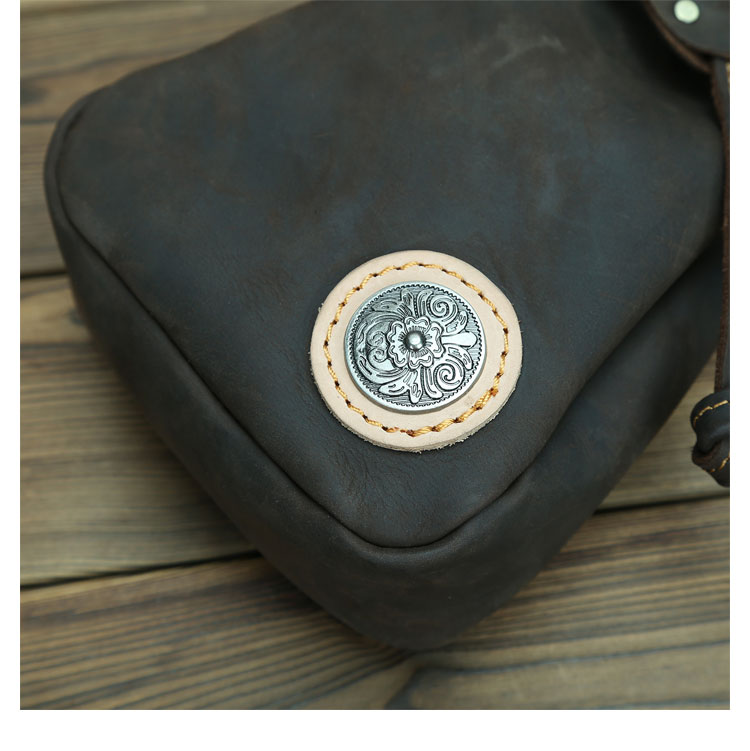 Whatna 天然 厚手 牛革 小銭入れ コインケース メンズ レディース 2way本革 ミニサコッシュ カラビナポーチ ベルトループ 6.5インチiphoneを収納可 巾着袋 ポーチミニ ウエストバッグ イヤホン収納ケース カラビナ付き-13