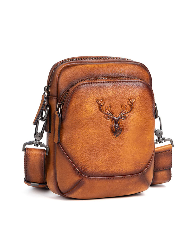 Whatna アンティーク風合い鞣し天 然 牛革 ショルダーバッグ メンズ 横型2way 斜めがけ ボディバッグ ワンショルダー バッグ 左右付け替え可能 ショルダーベルト付 本 革 肩掛けバック ボディ斜め掛け胸バッグ 自転車かばん プレゼント男性-1