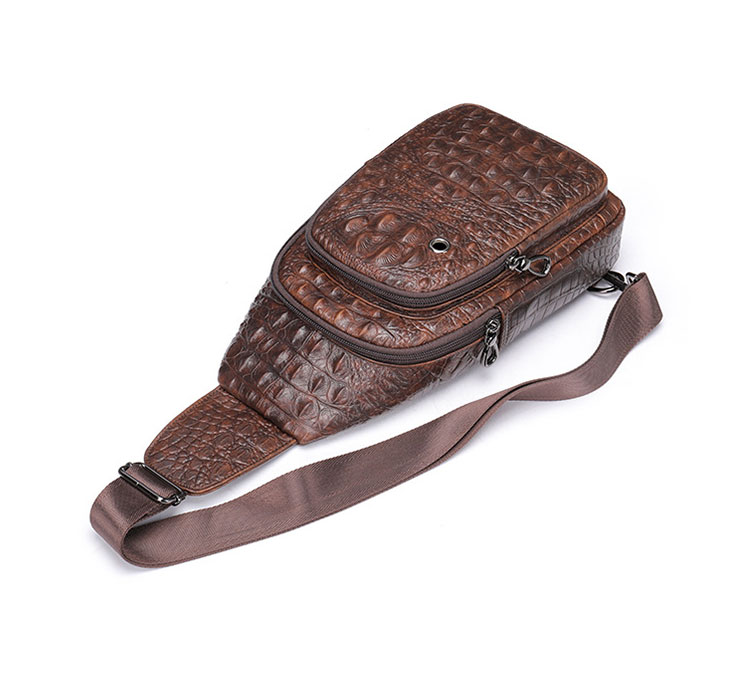 Whatna クロコダイル型押し牛革 斜めがけ ボディバッグ ワンショルダー メンズ  本 革 厚手 レザー イヤホン穴付き ブラウン 9074-5