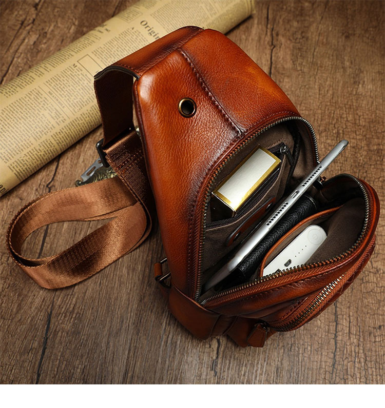 Whatna アンティーク風合い鞣し天 然牛 革 斜めがけ ボディバッグ ワンショルダー メンズ 左右付け替え可能 本革 厚手 レザー13343-5