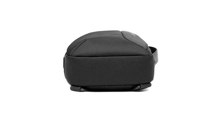 Whatna 革 ショルダーバッグ メンズ 3way 斜め掛け ボディバッグ 手提げバッグ セカンドバッグ 手持げバッグ 防水 USBポート付き キーリング付 Ipad 9.7収納可 カジュアル フォーマル ビジネス 通学 通勤 肩掛けバッグ 自転車かばん プレゼント男性LT3804-5