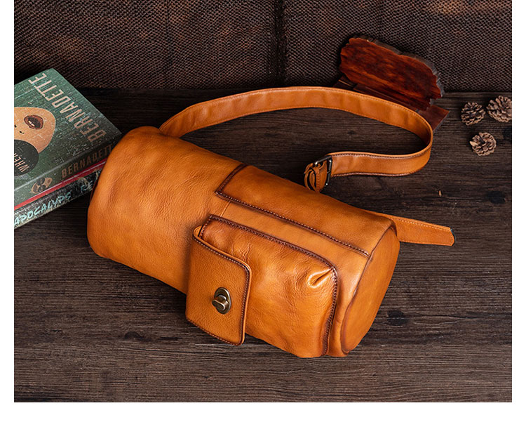 Whatna アンティーク風合い鞣し天 然牛 革 斜めがけ ボディバッグ ワンショルダー メンズ 左右付け替え可能 本革 厚手  レザー13378-5