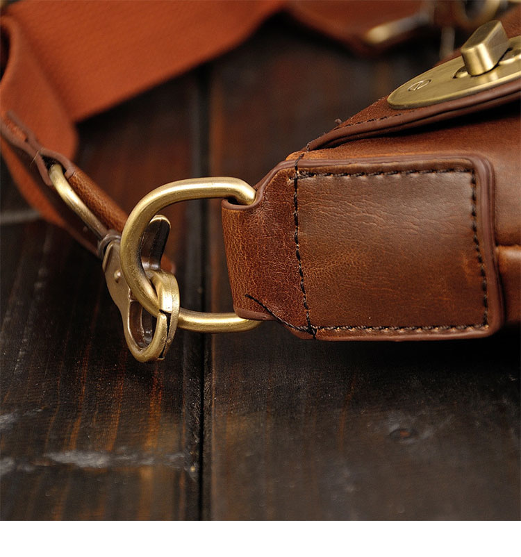 Whatna 厚手 レザー ショルダーバッグ メンズ メッセンジャーバッグ 革 縦型 小さめビジネスバッグ 盗難防止の機能 ipad10.5収納可 通勤 通学 斜めがけバッグ オシャレ な シンプル な 軽量 実用 自転車 かばん男性用  ブラウン-8