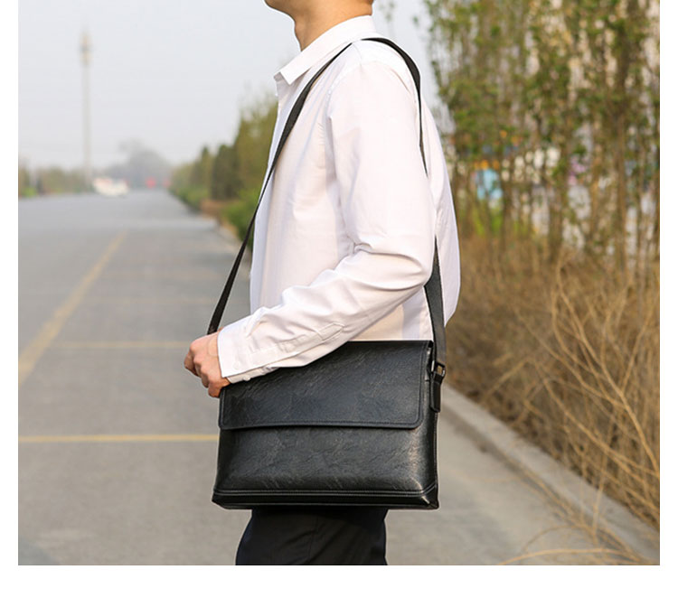 Whatna 革 ショルダーバッグ メンズ 斜め掛け ボディバッグ 胸バッグ 厚 手 レザー横型 大さめビジネスバッグ A4サイズ収納可 肩掛け 通勤 通学 斜めがけバッグ 防水 バッグ 自転車 かばん男性用NB001-11