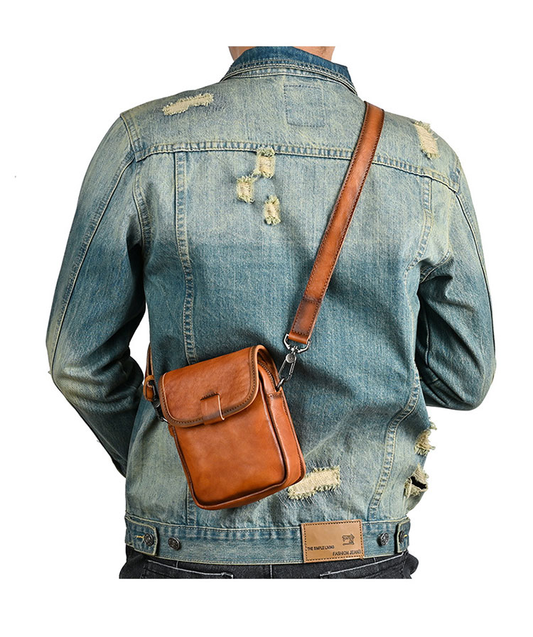 Whatna アンティーク風合い鞣し天 然 牛革ミニショルダーバッグ メンズ ポシェット メッセンジャーバッグ小さめ ショルダーミニポーチ 縦型 ipad mini収納可 本革 通勤 通学 斜めがけバッグ 自転車 かばん男性用 黒ブラウン13673-9