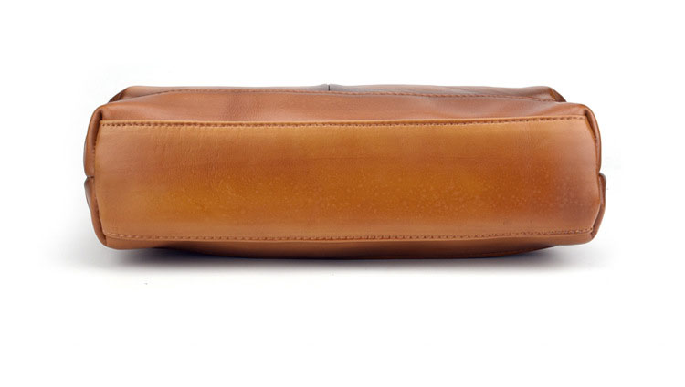 Whatna ワンショルダーメンズ ボディバッグ 斜め掛けバッグ肩掛け 胸バッグ 手提げバッグ メッセンジャーバッグ PUレザー2室仕切 大容量 イヤホン穴付 キーリング付 左右に付け替え可 軽量 男女兼用-5