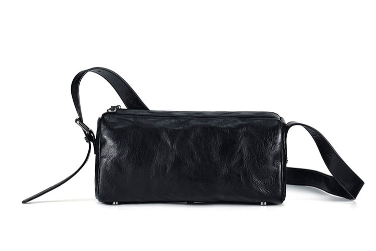 Whatna アンティーク風合い鞣し天 然 牛革ショルダーバッグ メンズ メッセンジャーバッグ 小さめ ビジネスバッグ ipad mini収納可 本革通勤 通学 斜めがけバッグ 自転車 かばん男性用 黒6780-1