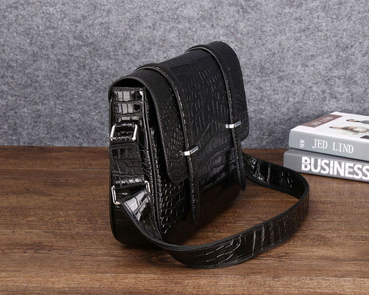 Whatna ワニ革 本革 ショルダーバッグ メンズ ポシェットメッセンジャーバッグ 横型 A4サイズ ipad 10.5収納可さめ ビジネスバッグクロコダイル革 本皮 通勤 通学 斜めがけバッグ かばん男性用 ブラウン 黒4450-3