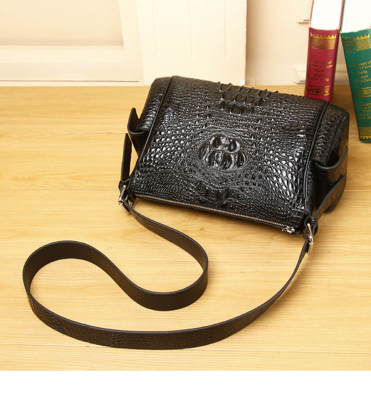 Whatna ワニ革 本革ショルダーバッグ メンズ 斜め掛け ボディバッグ 胸バッグ 厚 手 レザー横型 大さめビジネスバッグ A4サイズクロコダイル革 本皮 肩掛け 通勤 通学 斜めがけバッグ 防水 バッグ 自転車 かばん男性用4458-2