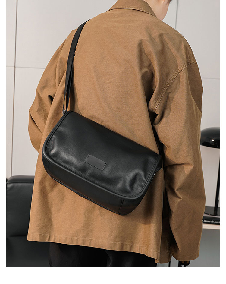 Whatna 革 ショルダーバッグ メンズ 斜め掛け ボディバッグ 胸バッグ 厚 手 レザー小さめビジネスバッグ 9.7インチのipad収納可 肩掛け 通勤 通学 斜めがけバッグ 防水 バッグ 自転車 かばん男性用-11