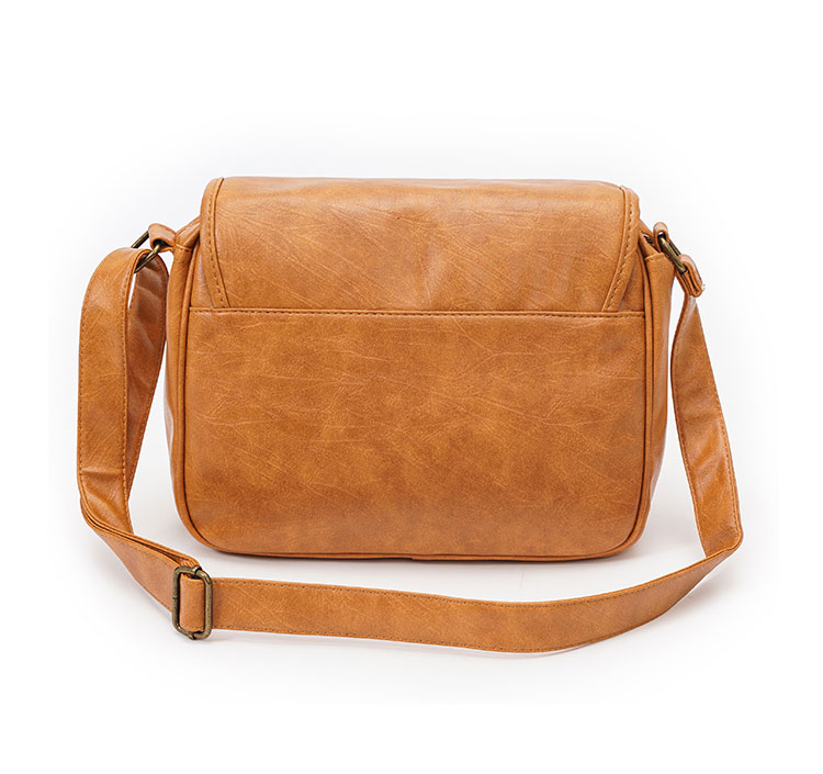 Whatna 革 ショルダーバッグ メンズ 斜め掛け ボディバッグ 胸バッグ 厚 手 レザー小さめビジネスバッグ A4雑誌 10.5インチのipad 肩掛け 通勤 通学 斜めがけバッグ 防水 バッグ 自転車 かばん男性用-4