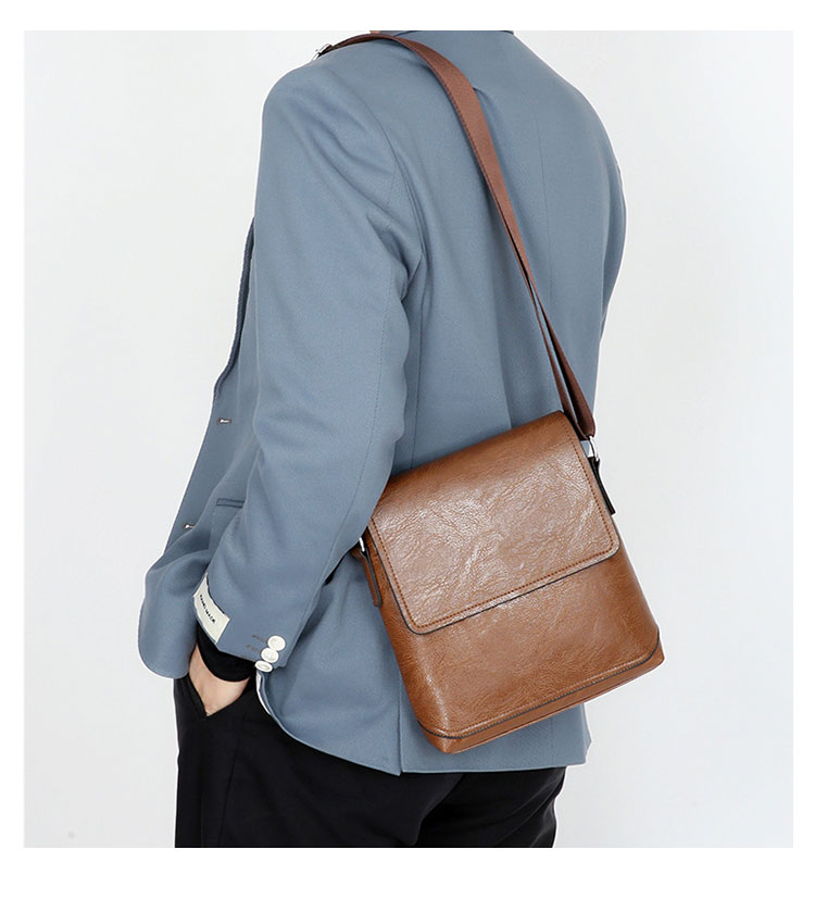 Whatna 革 ショルダーバッグ メンズ 斜め掛け ボディバッグ 胸バッグ 厚 手 レザー 縦型 小さめビジネスバッグB5サイズ収納可 肩掛け 通勤 通学 斜めがけバッグ 防水 バッグ 自転車 かばん男性用NB002-9