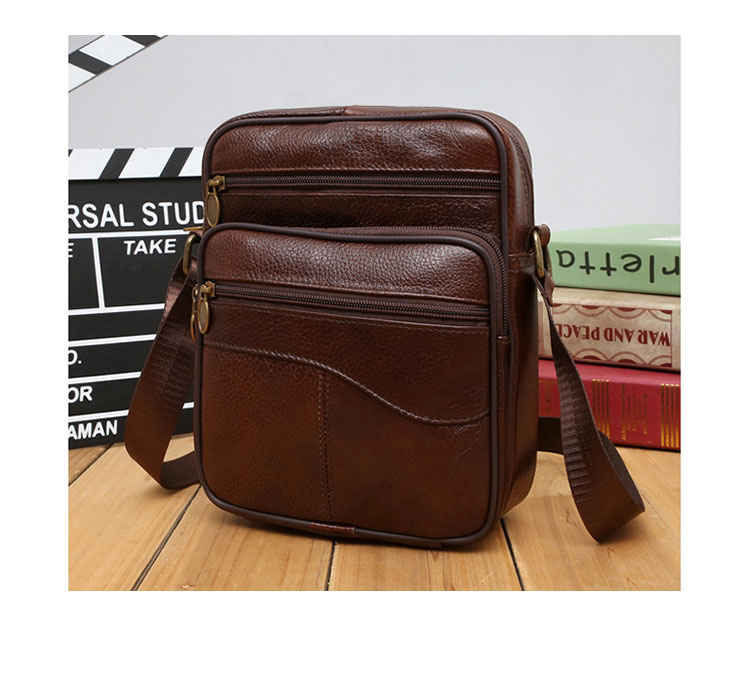 Whatna 牛 革 ミニショルダーバッグ メンズ ポシェット ワンショルダー ボディ斜め掛け バッグ 肩掛けミニ胸バッグ メッセンジャーバッグ 小さい 本革 小型ショルダー肩掛けミニバッグ男女兼用-2