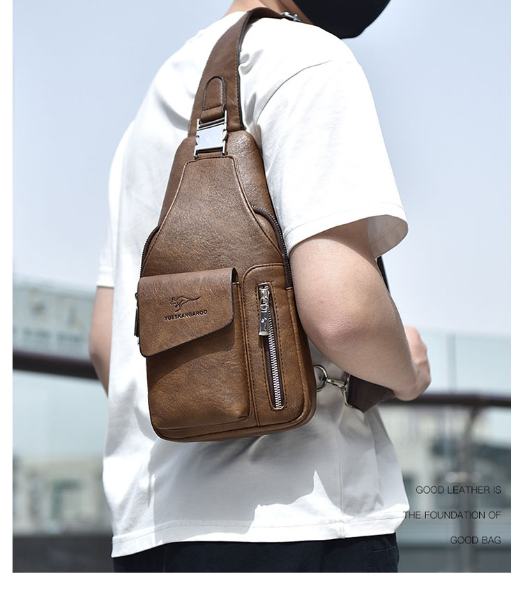 Whatna ショルダーバッグ メンズ 斜め掛け ボディーバッグ 肩掛け ワンショルダー バッグ 胸バッグ イヤホン穴付 左右付け替え可能 厚手 レザー HA-116-13