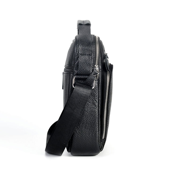 Whatna 天然 牛革 ショルダーバッグ メンズ 斜め掛け胸バッグ セカンド バッグ ipad 9.7 収納可 縦型 メンズ ビジネス かばん 小さめメッセンジャーバッグ カジュアル フォーマル 通学 通勤 結婚式 肩掛けバッグ 自転車かばん プレゼント紳士用 男性用-2