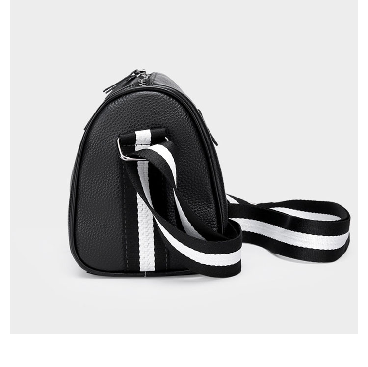 Whatna 天然 牛 革 ワンショルダーバッグ メンズ 斜め掛け ボディバッグ 胸バッグ 本 革 小さめビジネスバッグ ipad Mini収納可 肩掛け 通勤 通学 防水 バッグ 自転車 かばん男性用-3