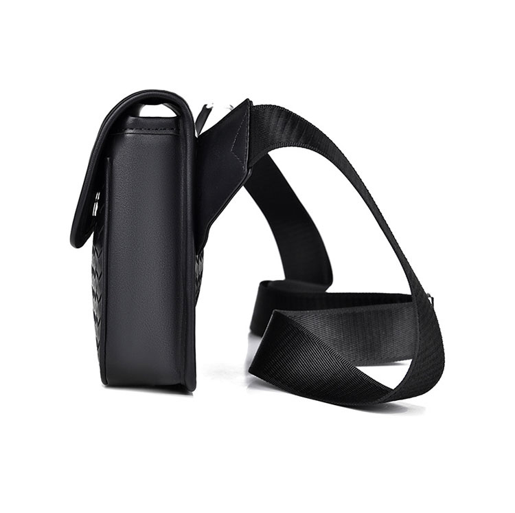 Whatna ワンショルダーバッグ メンズ  ショルダーバッグ ボディー バッグ 斜め掛けバッグ 肩掛け胸バッグ メッセンジャーバッグ 小さい 革 レザー ショルダー肩掛けバッグ 男女兼用-2