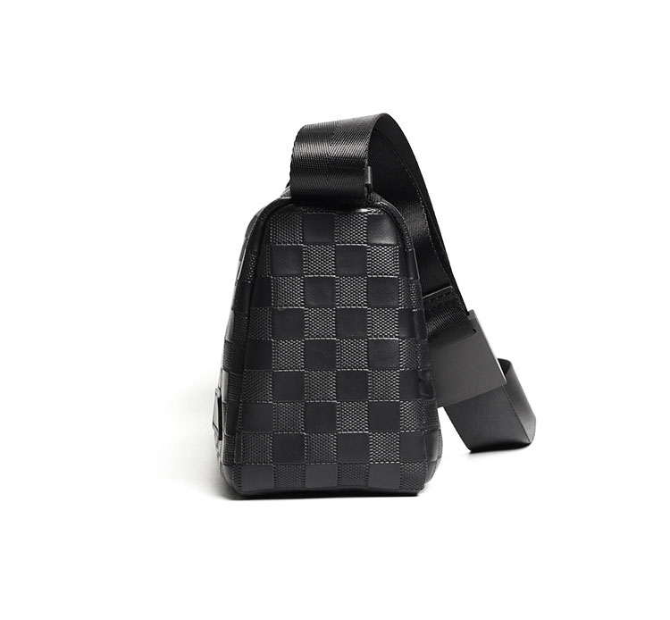 Whatna ワンショルダーバッグ メンズ  ショルダーバッグ ボディー バッグ 斜め掛けバッグ 肩掛け胸バッグ メッセンジャーバッグ 小さい 革 レザー ショルダー肩掛けバッグ 男女兼用-3