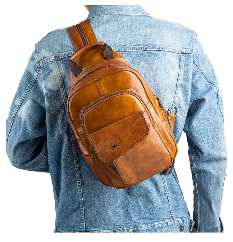 Whatna アンティーク風合い鞣し天 然 牛 革 ワンショルダーメンズ 3way 斜めがけ 肩掛け ボディバッグ 胸バッグ リュックバック 手持ちバック 手提げバック イヤホン穴付き 本革 厚手 レザー ダブルファスナー 左右付け替え可能 WX8686-9