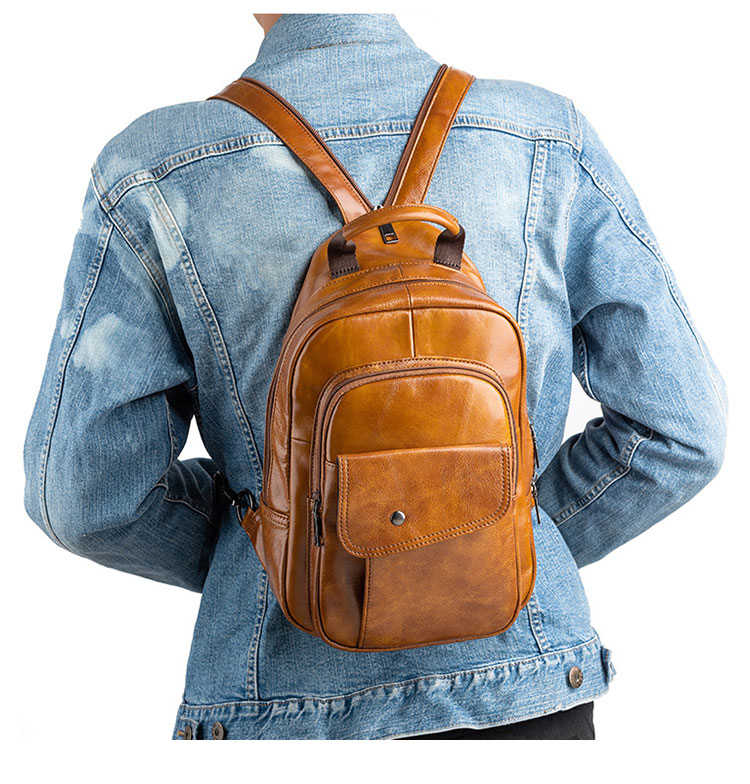 Whatna アンティーク風合い鞣し天 然 牛 革 ワンショルダーメンズ 3way 斜めがけ 肩掛け ボディバッグ 胸バッグ リュックバック 手持ちバック 手提げバック イヤホン穴付き 本革 厚手 レザー ダブルファスナー 左右付け替え可能 WX8686-10