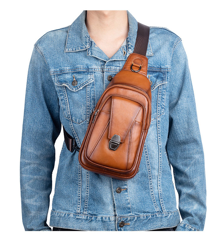 Whatna アンティーク風合い鞣し天 然 牛 革 ワンショルダーメンズ 3way 斜めがけ 肩掛け ボディバッグ 胸バッグ リュックバック 手持ちバック 手提げバック イヤホン穴付き 本革 厚手 レザー ダブルファスナー 左右付け替え可能 WX8686-8