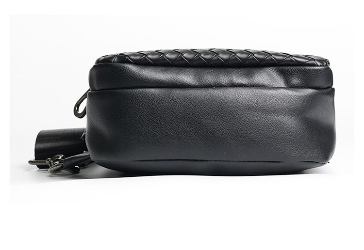 Whatna  ワンショルダーメンズ ボディバッグ 斜め掛けバッグ肩掛け 胸バッグ メッセンジャーバッグ PUレザー 大容量 イヤホン穴付左右に付け替え可 軽量 男女兼用-4