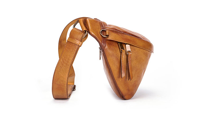 Whatna アンティーク風合い鞣し天 然 牛革 ワンショルダー メンズ ウエストポーチ ウエストバッグ ショルダーバッグ 手作業で作 男女兼用 本革 斜めがけ ボディバッグ 斜め掛け 胸バッグ 9059-2